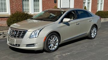 Cadillac XTS Luxury Collection Sedan, 2014