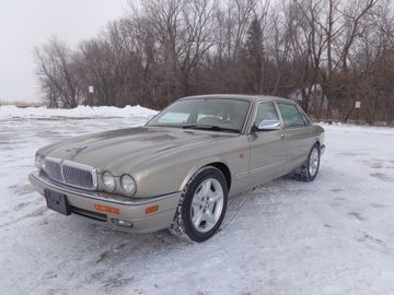 Jaguar XJ Vanden Plas, 1996