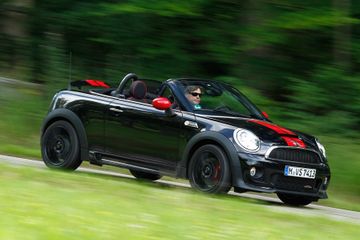 Mini Roadster JCW specs