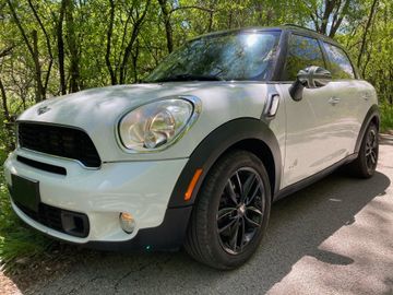 Mini Cooper Countryman, 2011