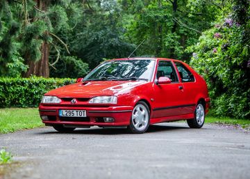 Renault 19 16V Phase II, 1993