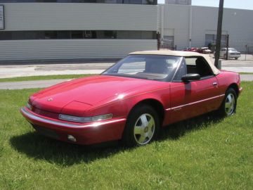 Buick Reatta, 1990