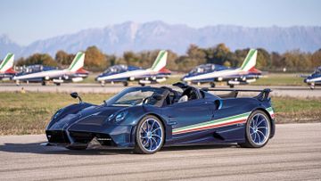 Pagani Huayra Tricolore specs