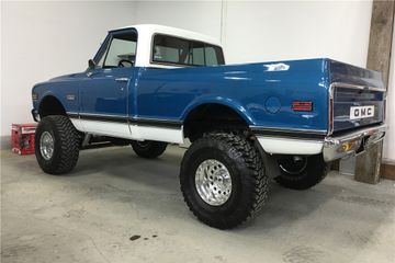 GMC HALF-TON 4X4 PICKUP, 1968