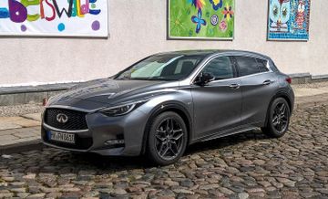 Infiniti Q30 1.6t (122 PS) specs