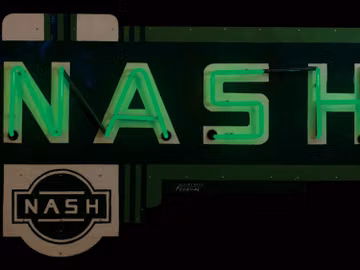 Неоновая вывеска Nash
