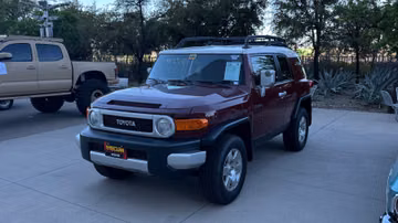 Toyota FJ Cruiser, 2010
