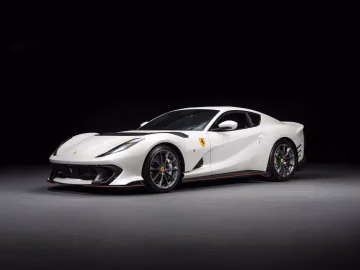 Ferrari 812 Competizione, 2023