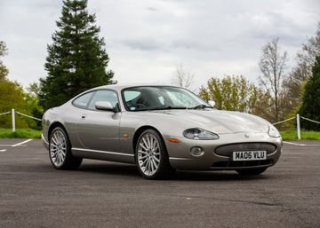 Jaguar XKR Coupé 4.2-S *WITHDRAWN*, 2006