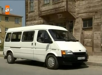 Ford-Otosan Transit Maksi in Süper Baba (1993-1997)