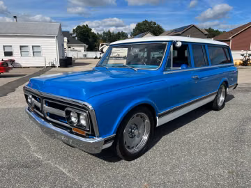 GMC Suburban, 1970