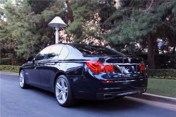 BMW 750I SEDAN, 2012