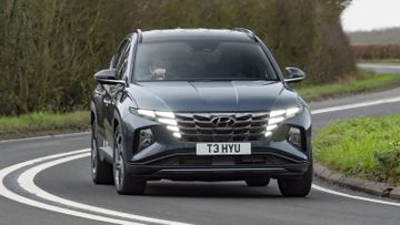 Hyundai Tucson 2.0 CRDi specs