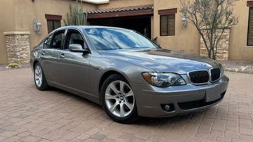 BMW 750i, 2008