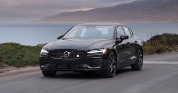 Volvo S60 T8 Polestar Engineered specs