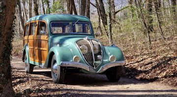 Peugeot 402 B Limousine Break Woody Par Les Ets Lourtioux, 1939