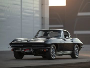 Chevrolet Corvette Sting Ray 'Fuel-Injected' Coupe, 1963