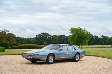 Aston Martin Lagonda Series 3 Saloon, 1986