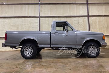 FORD F-150 XL PICKUP, 1989