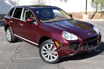 Porsche Cayenne Turbo, 2005
