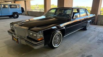 Cadillac DeVille, 1983