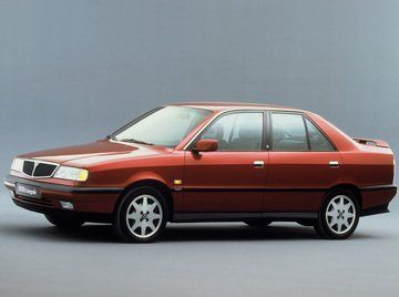 Lancia Dedra Integrale specs