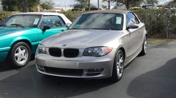 BMW 128i Convertible, 2009