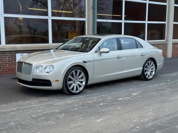 Bentley Flying Spur Sedan, 2015