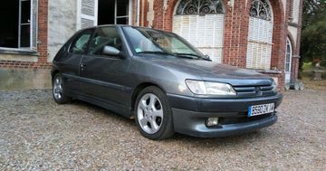 Peugeot 306 S16 (150 PS) specs