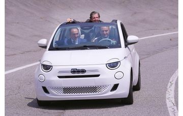 Fiat 500 Hybrid Convertible (Mk III) specs