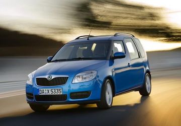 Skoda Roomster 1.6 (105 PS) specs