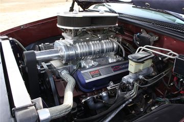 CHEVROLET SUBURBAN 'X-PLORER' CUSTOM, 1998