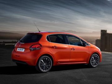 Peugeot 208 BlueHDi 100 1.6 (Mk I) specs