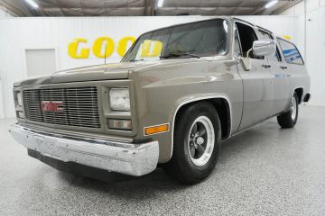 GMC Suburban, 1990