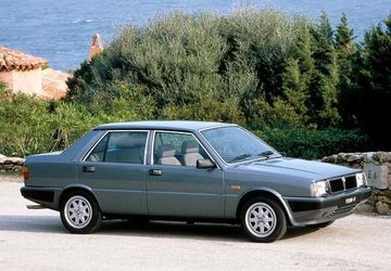 Lancia Prisma 1500 specs