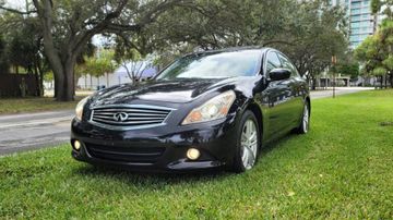 Infiniti Q40, 2015
