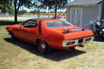 Plymouth Road Runner Custom, двухдверное купе, 1971 год
