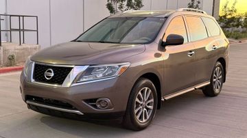 Nissan Pathfinder SV, 2014
