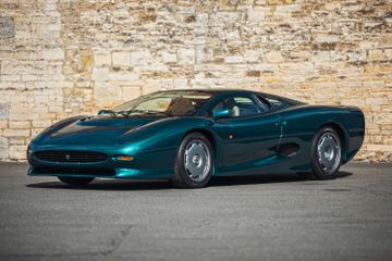 Jaguar XJ220, 1992
