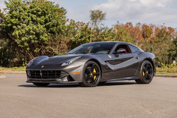 Ferrari F12 Berlinetta, 2016