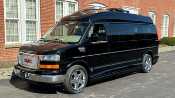 GMC Savanna 2500 Explorer Limited SE Conversion Van, 2011