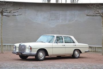 مواصفات Mercedes-Benz 250 S (W108)
