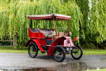 Renault 4½hp Type D Rear-Entrance Tonneau with Canopy, 1901