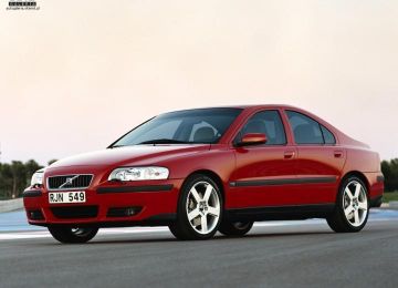 Volvo S60 2.4 (Mk I) specs