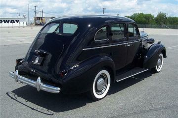 BUICK SPECIAL 8 SLANT BACK 4 DOOR COUPE, 1937