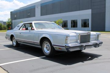 Lincoln Mark Mark V, 1977