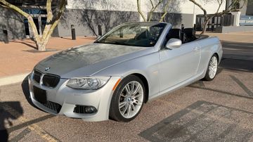 BMW 335i Convertible, 2011