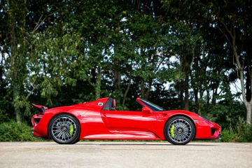 Porsche 918 Spyder, 2014