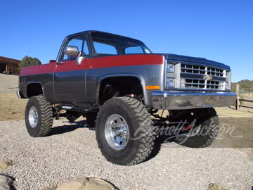 CHEVROLET K5 BLAZER CUSTOM SUV, 1985