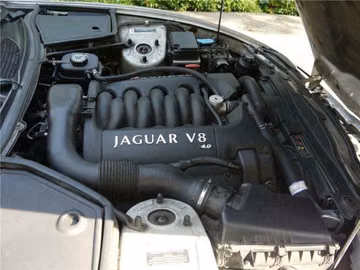 JAGUAR XK 8 CONVERTIBLE, 2000